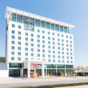 Hampton Inn By Hilton Leon
